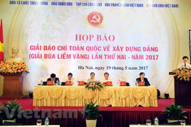 Họp báo Giải báo chí toàn quốc về xây dựng Đảng (Giải Búa Liềm Vàng) lần thứ hai. (Ảnh: Doãn Đức/Vietnam+)