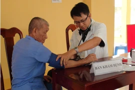 Thành phố Hà Nội huy động hơn 52 tỷ đồng ủng hộ người nghèo