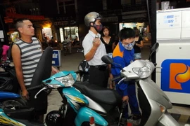 "Điều chỉnh xăng dầu có tăng, giảm theo diễn biến thị trường"