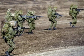 Nhật Bản dành 1 năm thảo luận dự luật thay đổi về quốc phòng