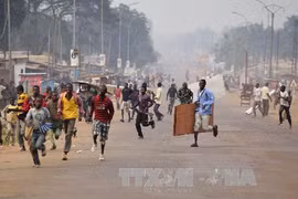 Các vụ bạo lực, cướp phá vẫn tiếp tục diễn ra tại Bangui. (Ảnh: AFP/TTXVN)
