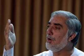 Bầu cử Afghanistan: Một ứng viên dọa rút khỏi thẩm tra phiếu bầu