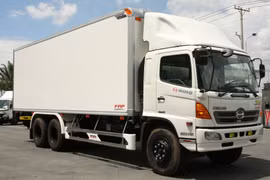 Khởi tố, bắt tạm giam lái xe chống người thi hành công vụ