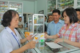 Cần siết chặt việc tùy tiện mua và bán thuốc không theo đơn