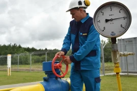 Nga yêu cầu Ukraine bảo đảm việc thanh toán tiền mua khí đốt