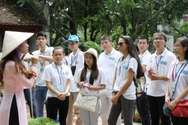 Trại Hè “Biển đảo quê hương tôi" và tình yêu đất nước của kiều bào