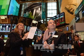 Tại sàn giao dịch chứng khoán New York (Mỹ). (Ảnh: THX/TTXVN)