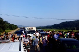 Vụ dân chặn đường cao tốc: Công ty trả tiền công trước 20/10