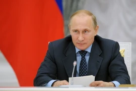 Putin: Phương Tây lợi dụng tình hình Ukraine kìm hãm Nga