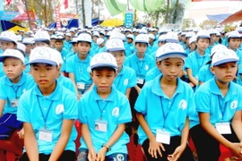 Gần 200 thiếu nhi Việt-Lào-Campuchia dự giao lưu đặc biệt