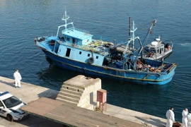 Thêm 30 người nhập cư tử vong trên đường vượt biển tới Italy