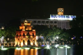 Triển lãm 100 bức ảnh về vẻ đẹp thiên nhiên, con người Hà Nội