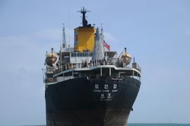 Nhật Bản phong tỏa tài sản công ty Triều Tiên chở vũ khí