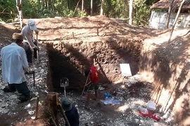 Quảng Nam: Khôi phục nguyên vẹn hộp sọ của người cổ tại Bàu Dũ