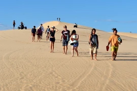 Tài liệu về cách sử dụng bộ nhận diện thương hiệu du lịch Việt