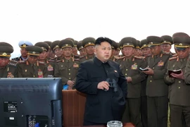 Kim Jong-un kiểm tra khả năng chiến đấu của không quân