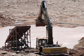 Lào Cai truy quét các nhóm "vàng tặc" vùng rốn quặng vàng Nậm Xây