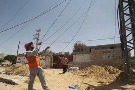 Israel cấm người Palestine dùng các tuyến xe buýt ở Bờ Tây