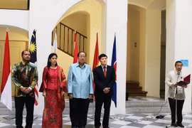 Trang trọng lễ thượng cờ các nước ASEAN tại Cộng hòa Séc