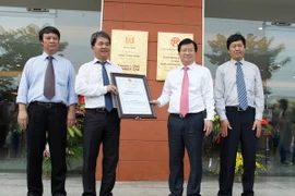 Thăng Long Number One được gắn biển công trình xanh đầu tiên