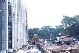 Giám sát thi công nhà Quốc hội đảm bảo an toàn cho khu di sản