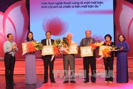 Phú Thọ: Triển lãm "Học tập tấm gương đạo đức Hồ Chí Minh"