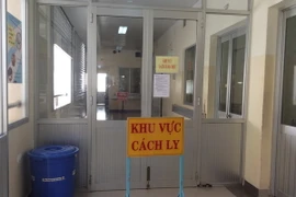 Một người từ vùng dịch Ebola về tự nguyện nhập viện cách ly