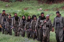 Các tay súng PKK bắt cóc 10 trẻ em ở miền Đông Thổ Nhĩ Kỳ