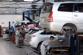 Toyota Việt Nam thu hồi thêm 265 xe Hilux về lỗi túi khí