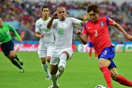 HLV trưởng Hàn Quốc nhận trách nhiệm về thất bại trước Algeria