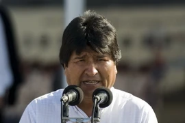 Bolivia thiệt hại hàng tỷ USD khi giá dầu thế giới rơi tự do