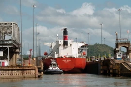 Dự án nâng cấp kênh đào Panama chậm tiến độ vì vướng kiện tụng