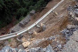 Yên Bái: Một quả đồi bị lún sụt, nguy cơ vùi lấp nhiều hộ dân