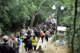 Tập trung phát triển du lịch tâm linh vùng Duyên hải Đông Bắc