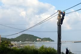 Xã đảo Hòn Tre sẽ có điện lưới quốc gia trước Tết Ất Mùi