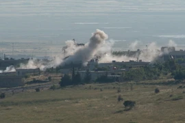 Syria không kích thành trì của phe thánh chiến, 53 người chết
