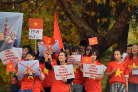 Tuần hành tại Angola và Australia phản đối Trung Quốc ngang ngược