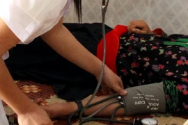 Nhiễm khuẩn bệnh viện phần lớn là từ bàn tay các nhân viên y tế