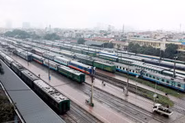 Triển khai dịch vụ thu tiền vé tàu điện tử qua hệ thống bưu điện