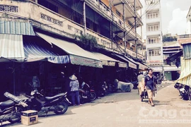Khẩn trương điều tra vụ truy sát, chém chết cháu bé 13 tuổi