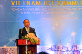 Thủ tướng Chính phủ: Đưa Việt Nam hội nhập thành công và vươn lên vị thế cao trong nền kinh tế số và xã hội thông tin toàn cầu, đó là trách nhiệm lịch sử của chúng ta. (Ảnh: T.H/Vietnam+)