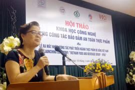 Bà Lê Thị Khánh Vân cho hay, nhiều quốc gia trên thế giới quản lý rất nghiêm túc nông sản thực phẩm từ đồng ruộng tới bàn ăn. (Ảnh: T.H/Vietnam+)