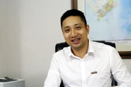 Hoàng Ngọc Phương thường xuyên kết hợp giữa chỉ đạo của Đảng vào công việc thực tế, cho kết quả tốt. (Ảnh: T.H/Vietnam+)