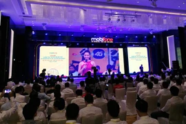 Truyền hình trực tuyến các đầu cầu của MobiFone. (Ảnh: CTV/Vietnam+)