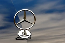  Biểu tượng của hãng Mercedes-Benz. (Nguồn: AFP/TTXVN)