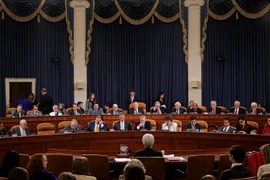 Toàn cảnh phiên họp tại Ủy ban Thuế và An sinh xã hội Hạ viện ở Washington, DC ngày 8/3. (Nguồn: AFP/TTXVN)
