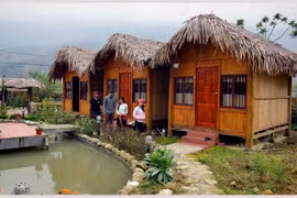 Khách nước ngoài ưa thích loại hình du lịch Homestay tại Sa Pa. (Ảnh: Thanh Hà/TTXVN)