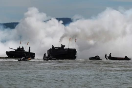 Hải quân Indonesia trong cuộc tập trận chống khủng bố ở Banda Aceh. (Nguồn: AFP/TTXVN)