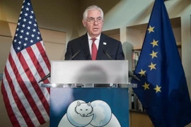  Ngoại trưởng Mỹ Rex Tillerson phát biểu tại Lễ kỷ niệm 20 năm Hội đồng Bắc cực ở Fairbanks, Alaska, ngày 10/5. (Nguồn: AFP/TTXVN)