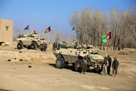 Lực lượng an ninh Afghanistan trong chiến dịch truy quét phiến quân ở tỉnh Ghazni. (Nguồn: THX/TTXVN)